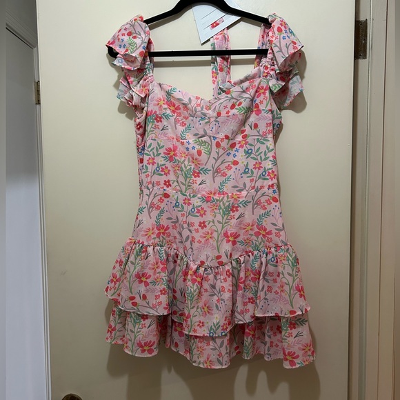 Chic Floral Ruffled Romper - Picture 1 of 3